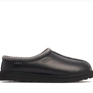 UGG Tasman Leather Regen Loafer Black. Size 8. Women's. LIKE NEW.